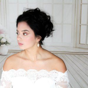 Blue crystal Bridal earrings Bridal jewelry White opal Wedding earrings